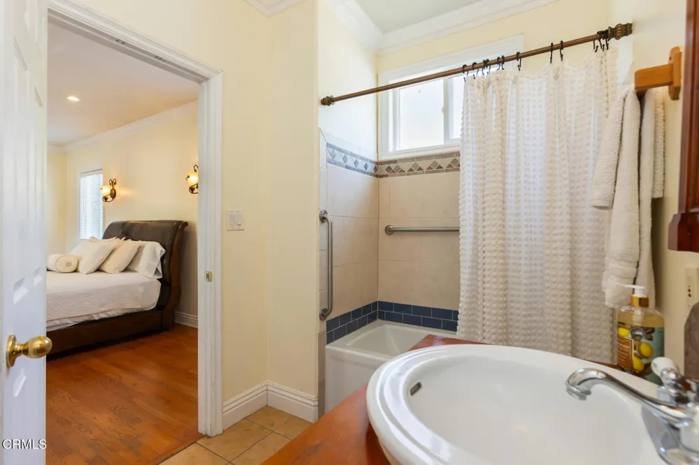 474 Colman Street Altadena, CA 91001
