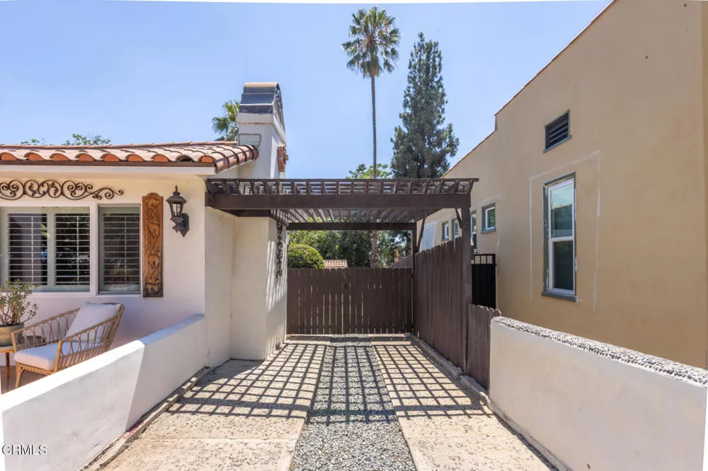 474 Colman Street Altadena, CA 91001