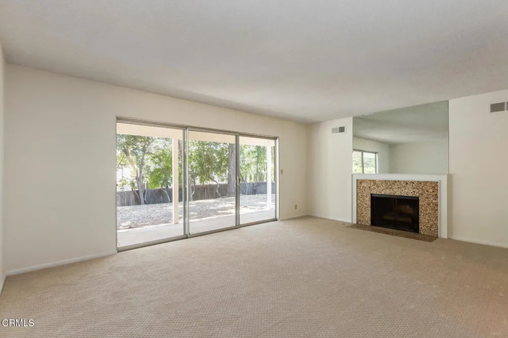 5245 Indian Drive La Canada Flintridge, CA 91011