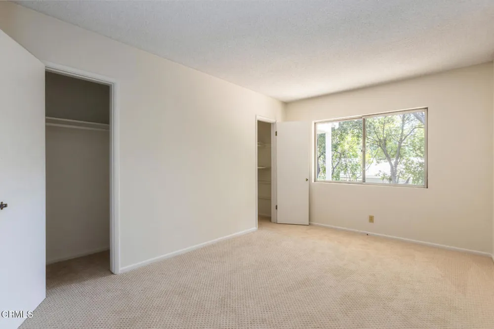 5245 Indian Drive La Canada Flintridge, CA 91011