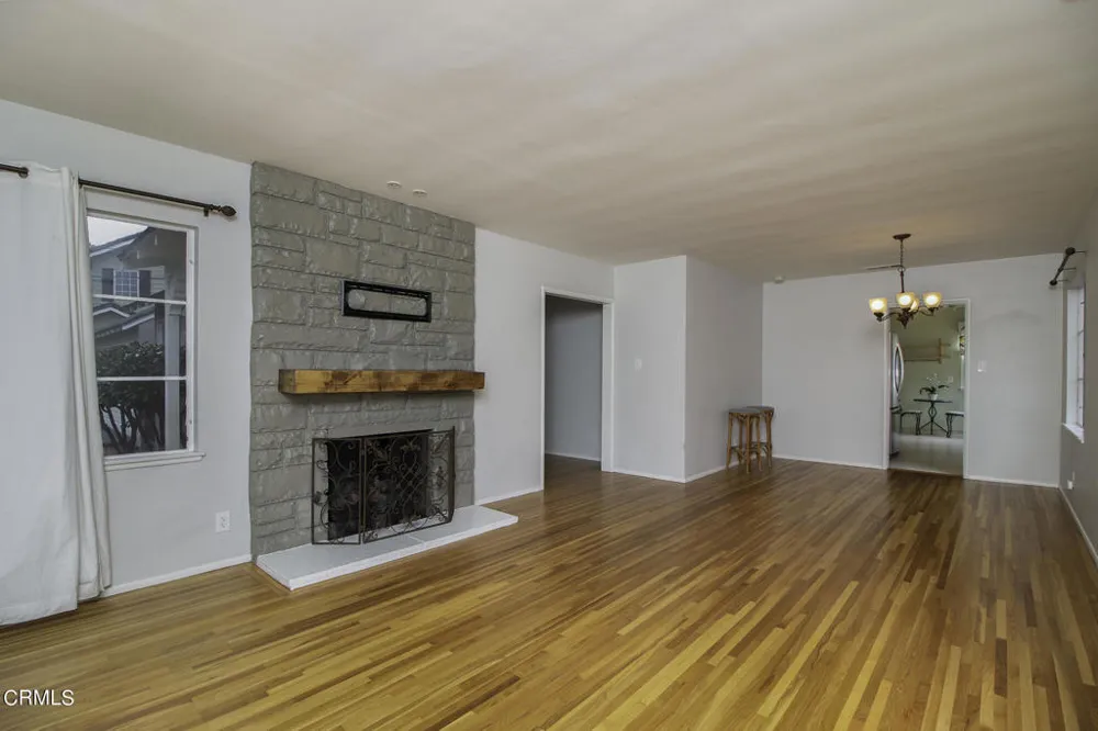 246 Baptiste Way La Canada Flintridge, CA 91011