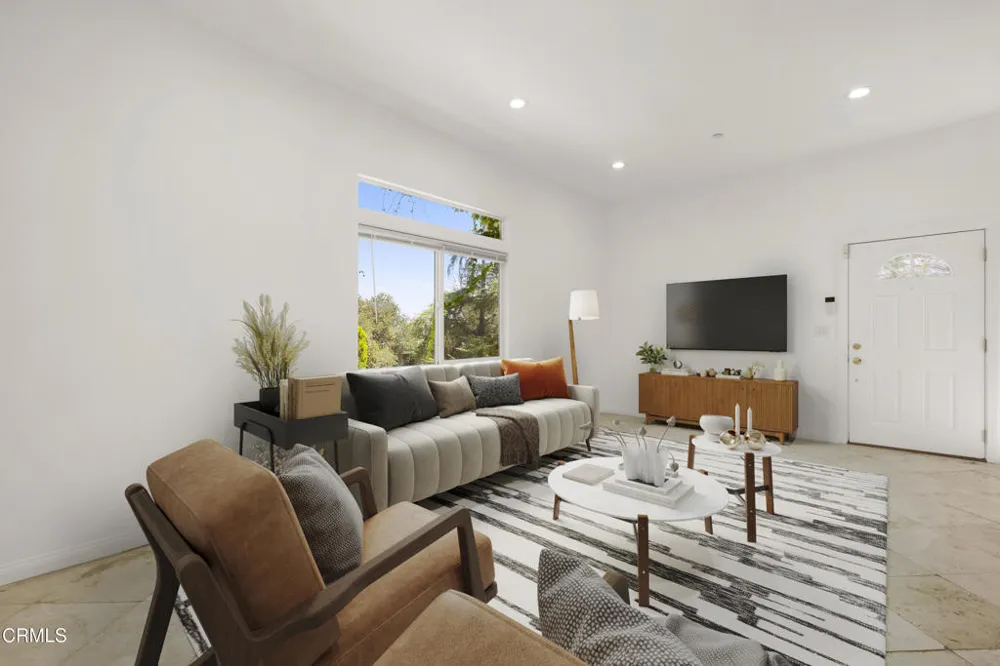 3211 Kenneth Drive Los Angeles, CA 90032
