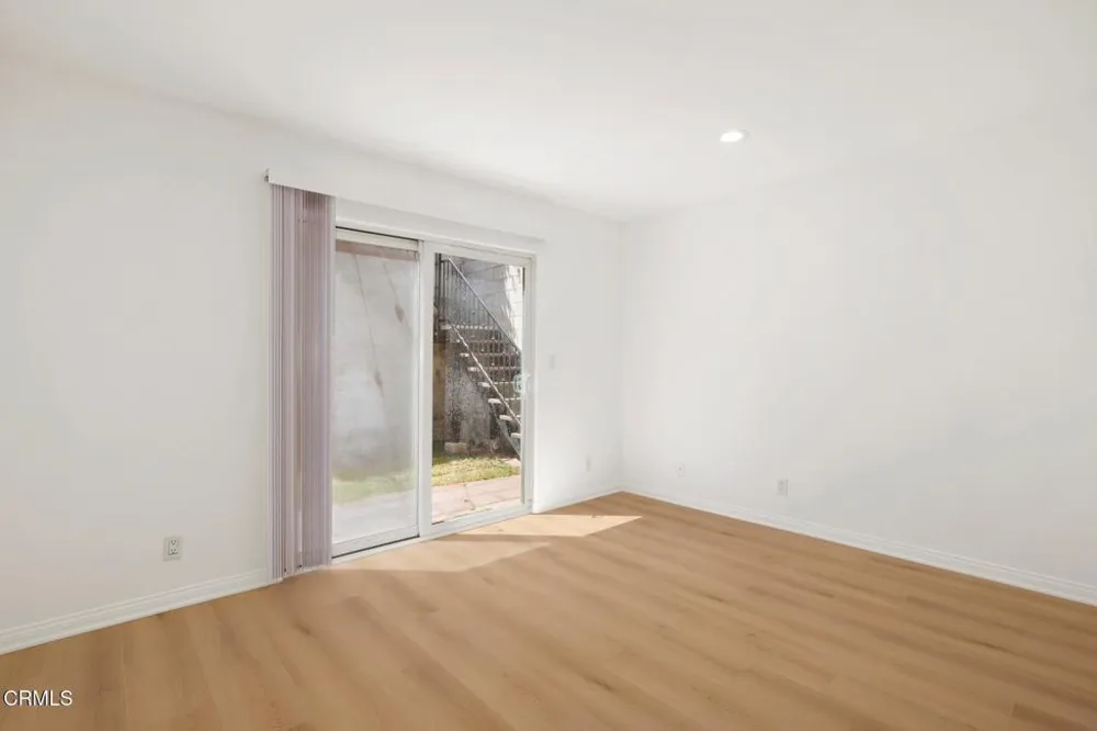 3211 Kenneth Drive Los Angeles, CA 90032
