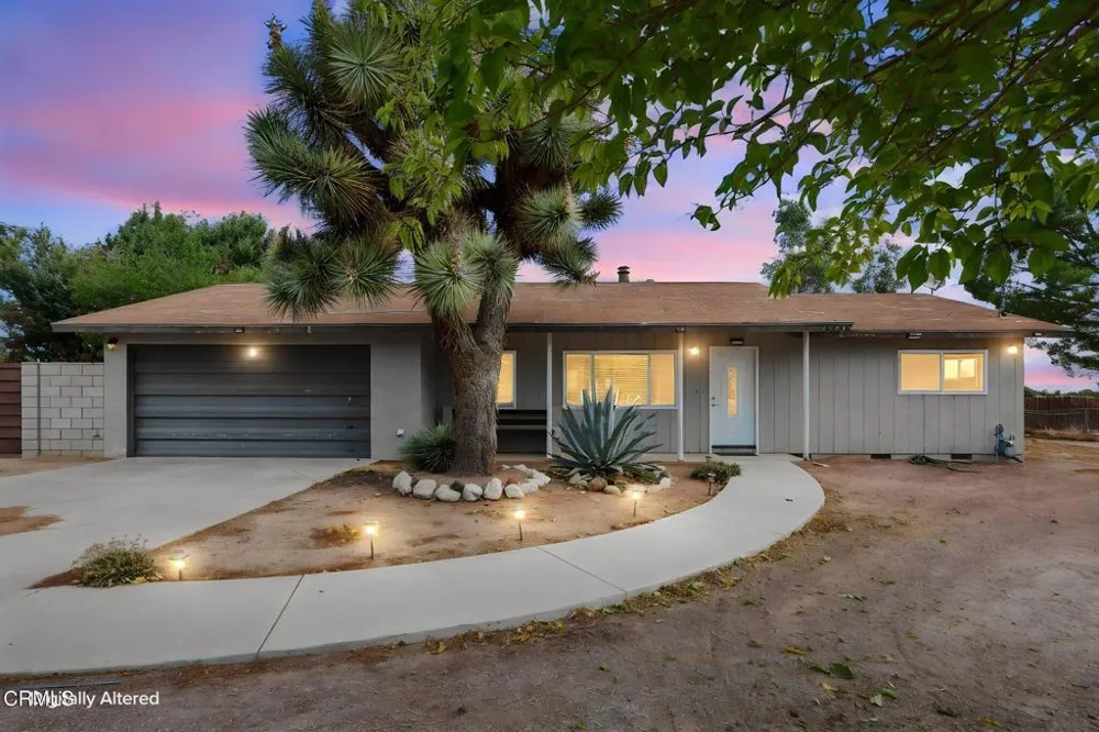 15424 Mesquite Street Hesperia, CA 92345