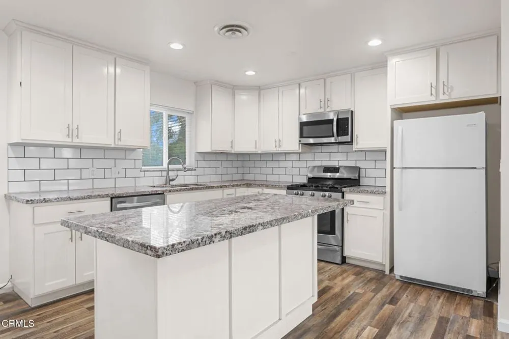 15424 Mesquite Street Hesperia, CA 92345