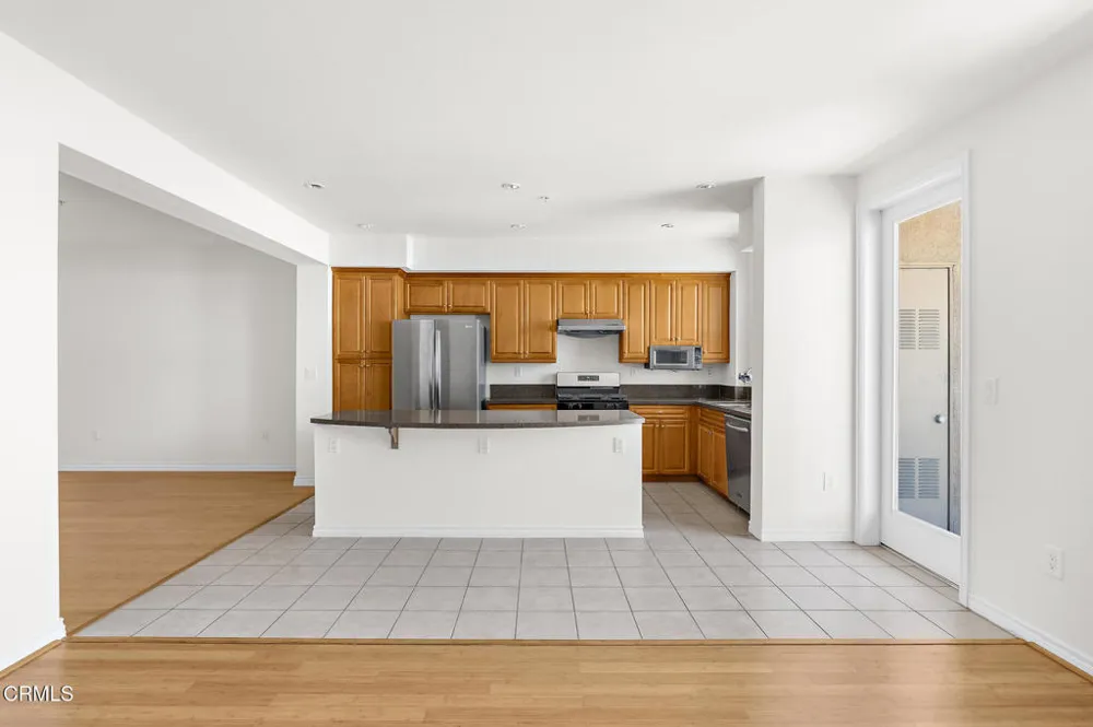 85 E Commonwealth Avenue #3D Alhambra, CA 91801