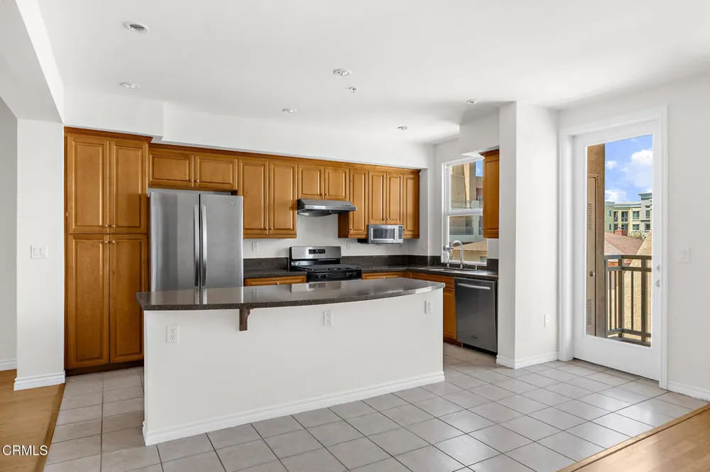 85 E Commonwealth Avenue #3D Alhambra, CA 91801