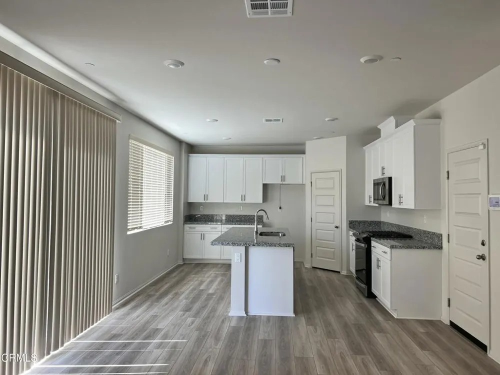 40493 Birchfield Drive Temecula, CA 92591