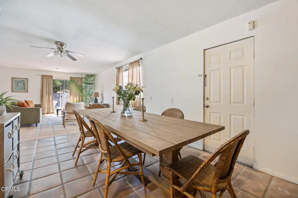6451 Denny Avenue North Hollywood, CA 91606