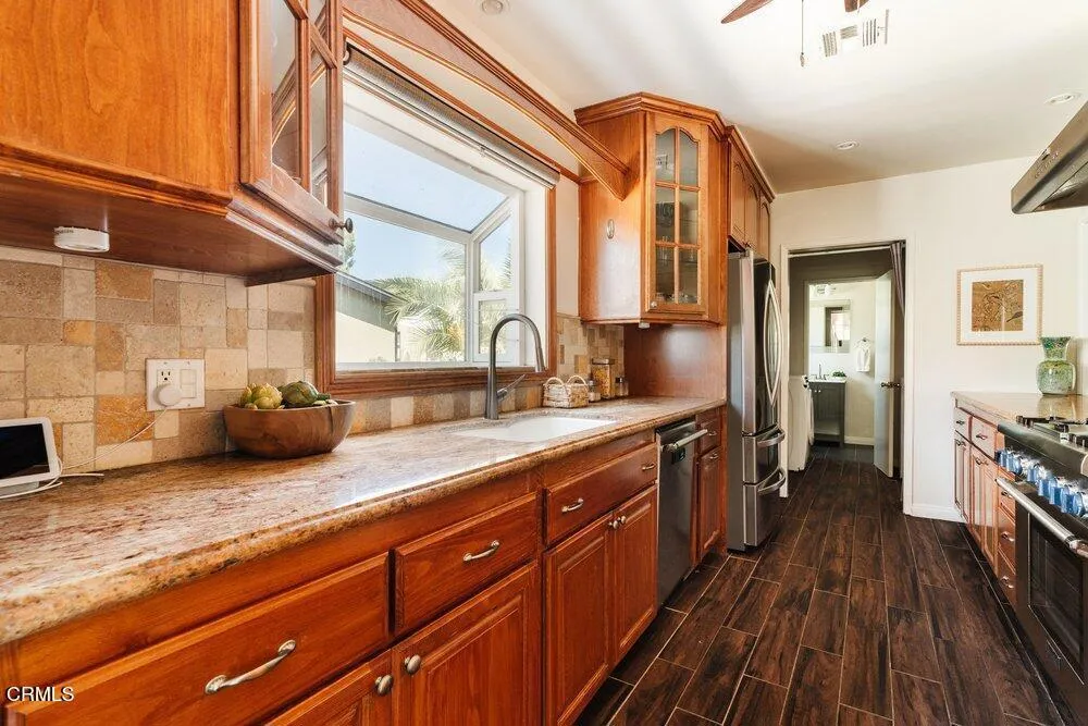 245 Laun Street Altadena, CA 91001