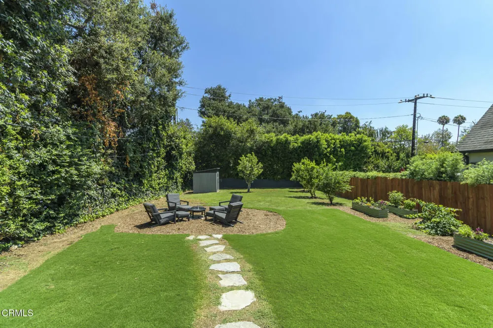 4356 Bel Aire Drive La Canada Flintridge, CA 91011