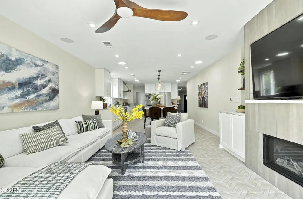4356 Bel Aire Drive La Canada Flintridge, CA 91011
