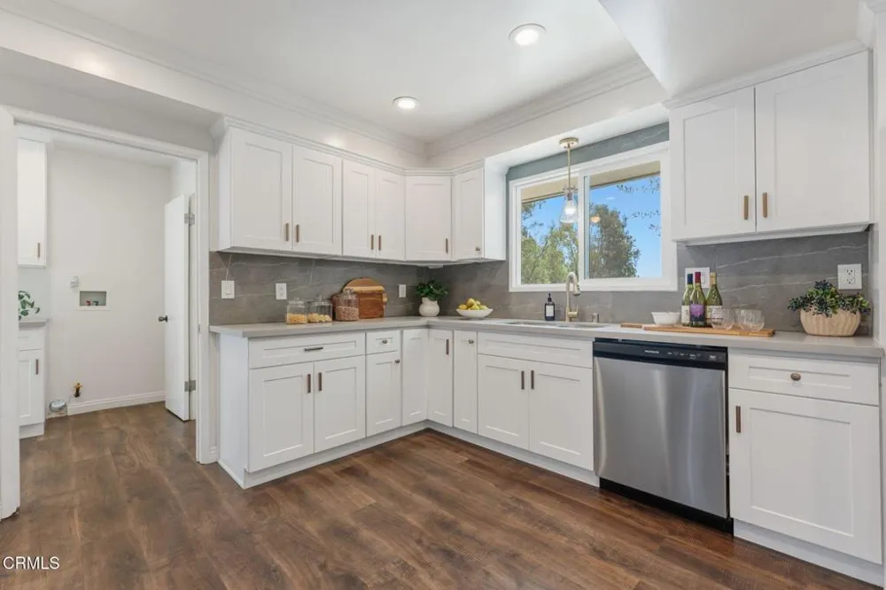 4405 Vista Place La Canada Flintridge, CA 91011