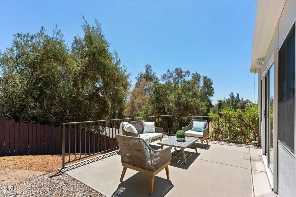 4405 Vista Place La Canada Flintridge, CA 91011