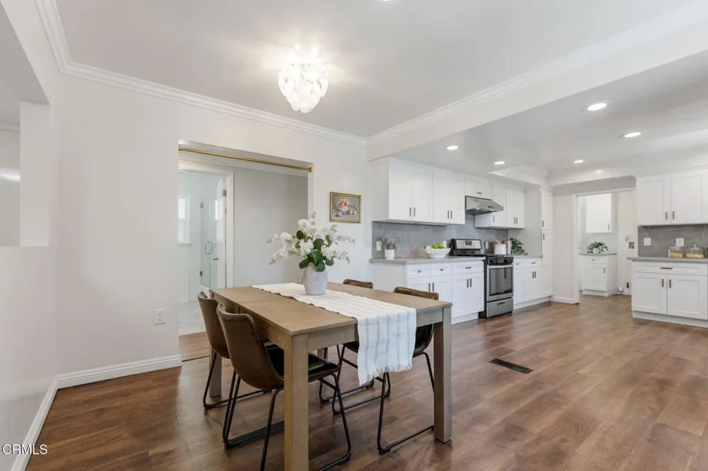 4405 Vista Place La Canada Flintridge, CA 91011