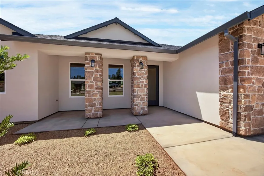 5871 Crestmoor Drive Paradise, CA 95969