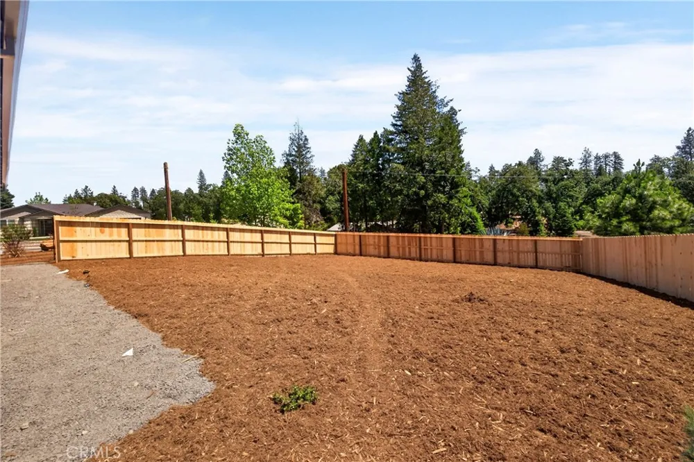 5871 Crestmoor Drive Paradise, CA 95969