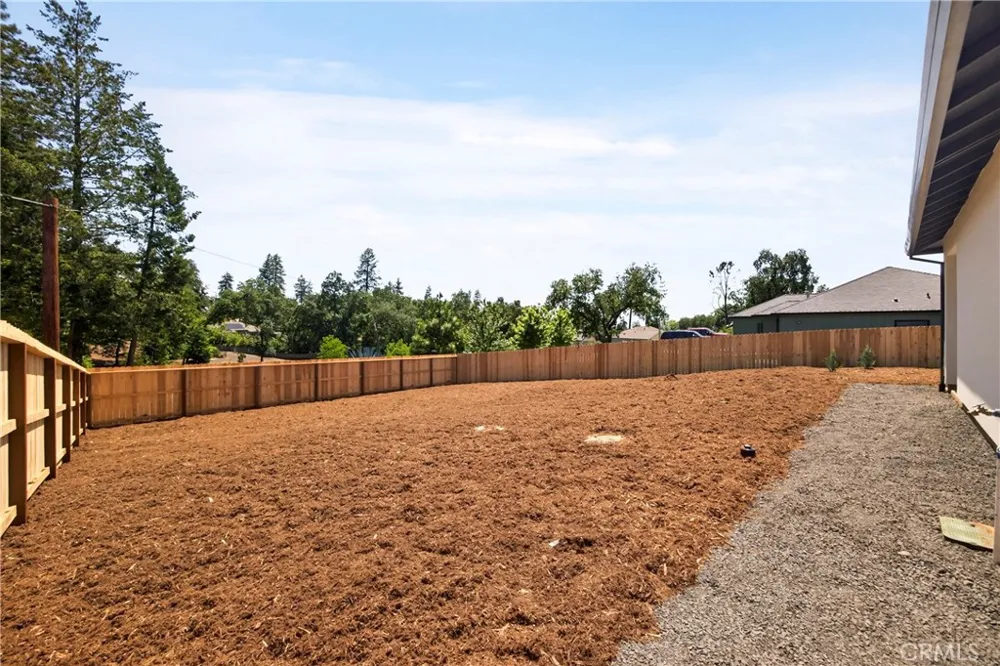 5871 Crestmoor Drive Paradise, CA 95969
