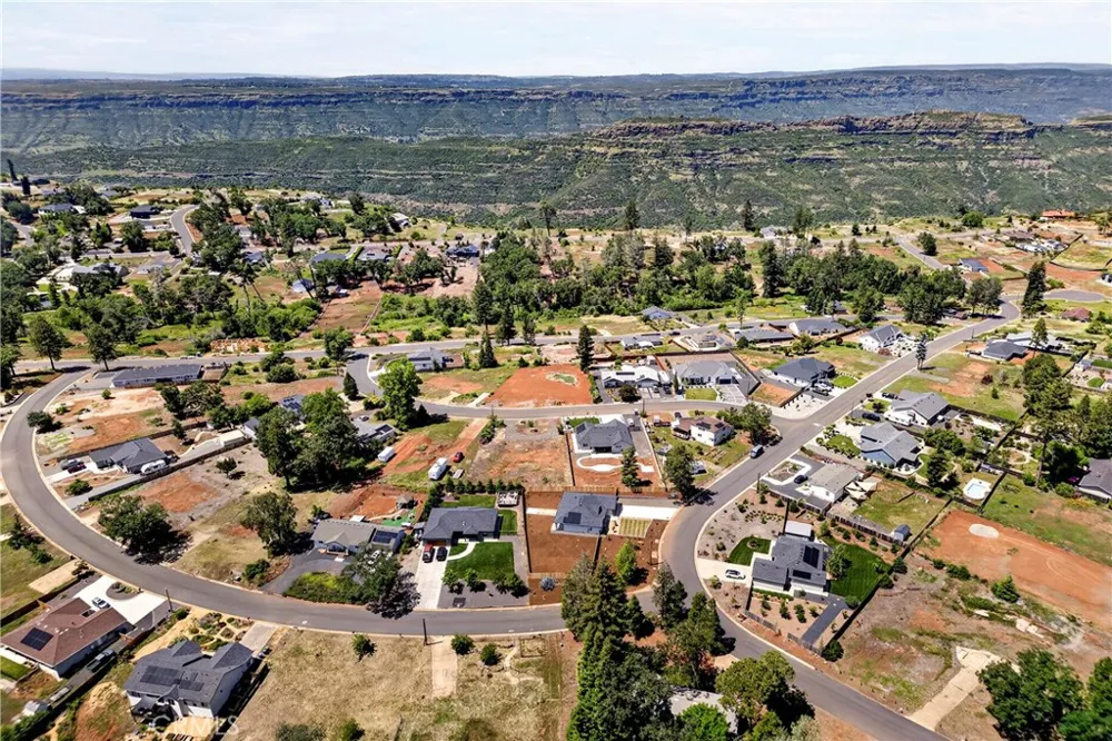 5871 Crestmoor Drive Paradise, CA 95969