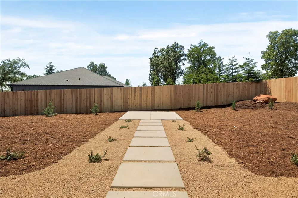 5871 Crestmoor Drive Paradise, CA 95969