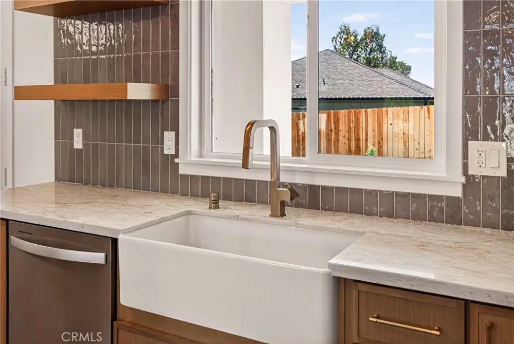 5871 Crestmoor Drive Paradise, CA 95969