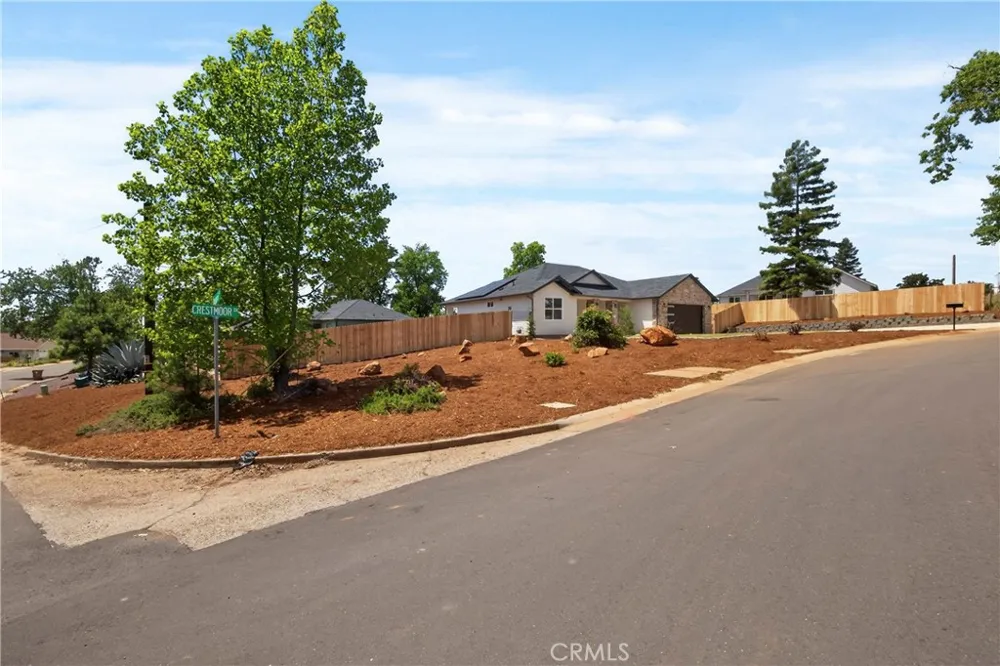 5871 Crestmoor Drive Paradise, CA 95969