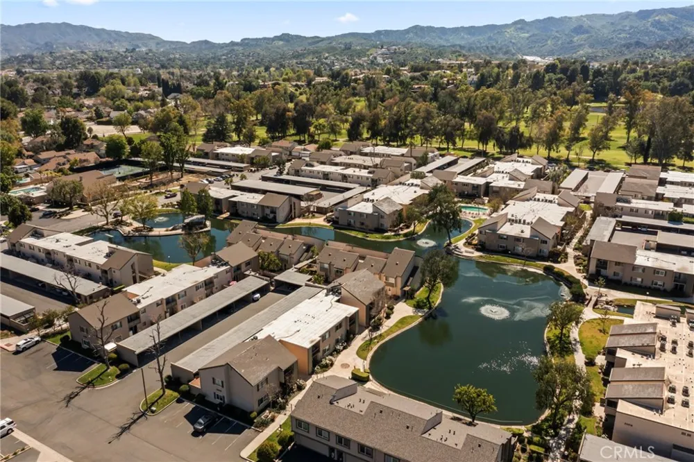 24662 Golfview Drive Valencia, CA 91355