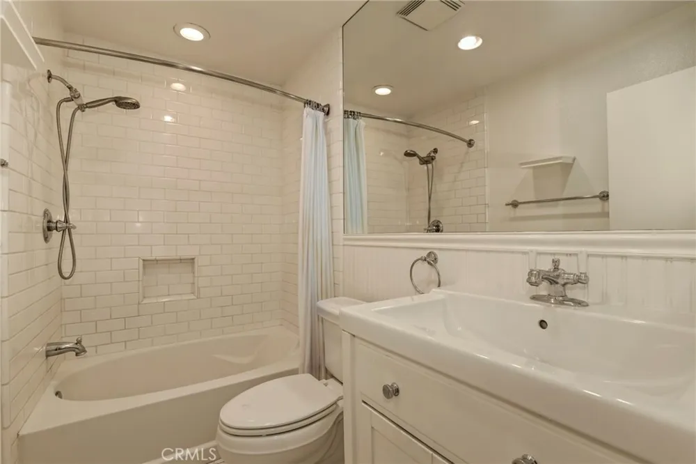 24662 Golfview Drive Valencia, CA 91355