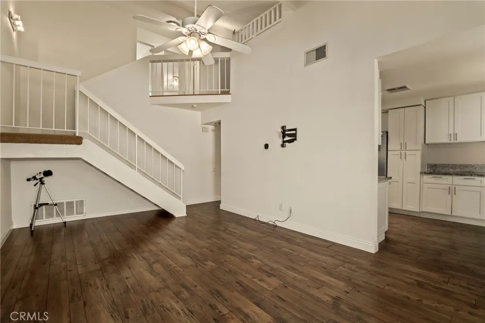 24662 Golfview Drive Valencia, CA 91355