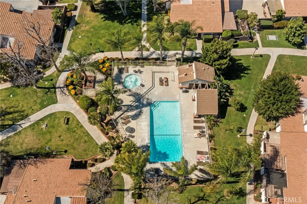 24662 Golfview Drive Valencia, CA 91355