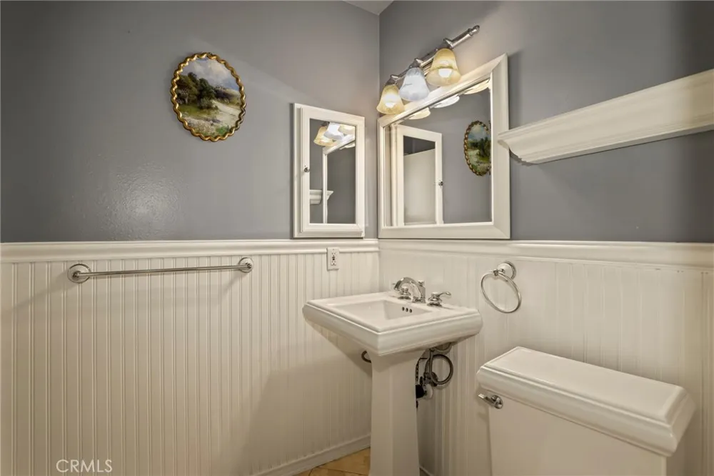 24662 Golfview Drive Valencia, CA 91355