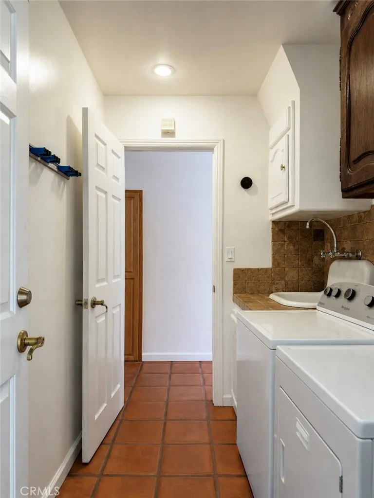 634 Alameda Street Altadena, CA 91001