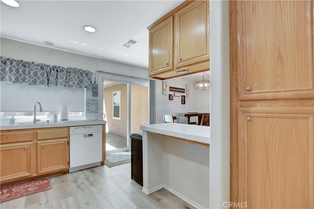 965 Hardwick Beaumont, CA 92223