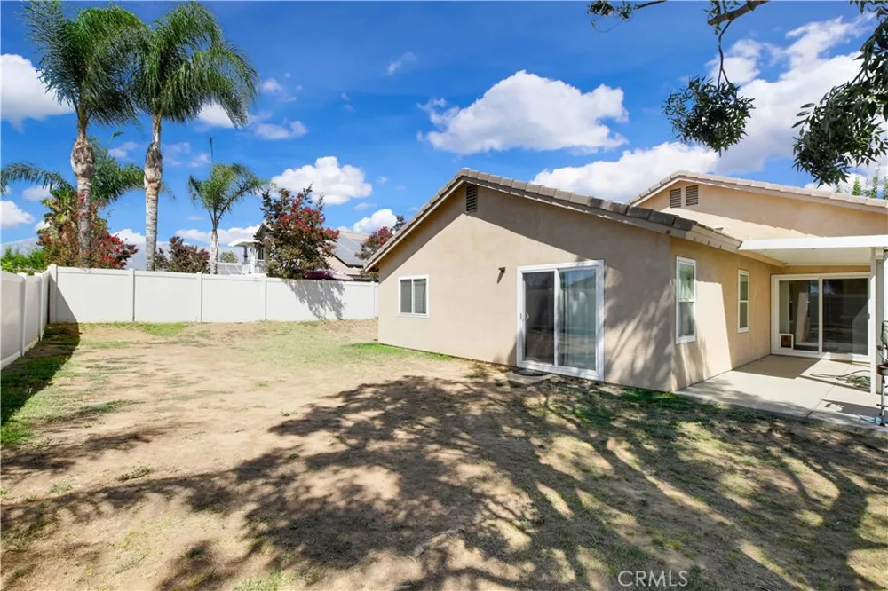 965 Hardwick Beaumont, CA 92223