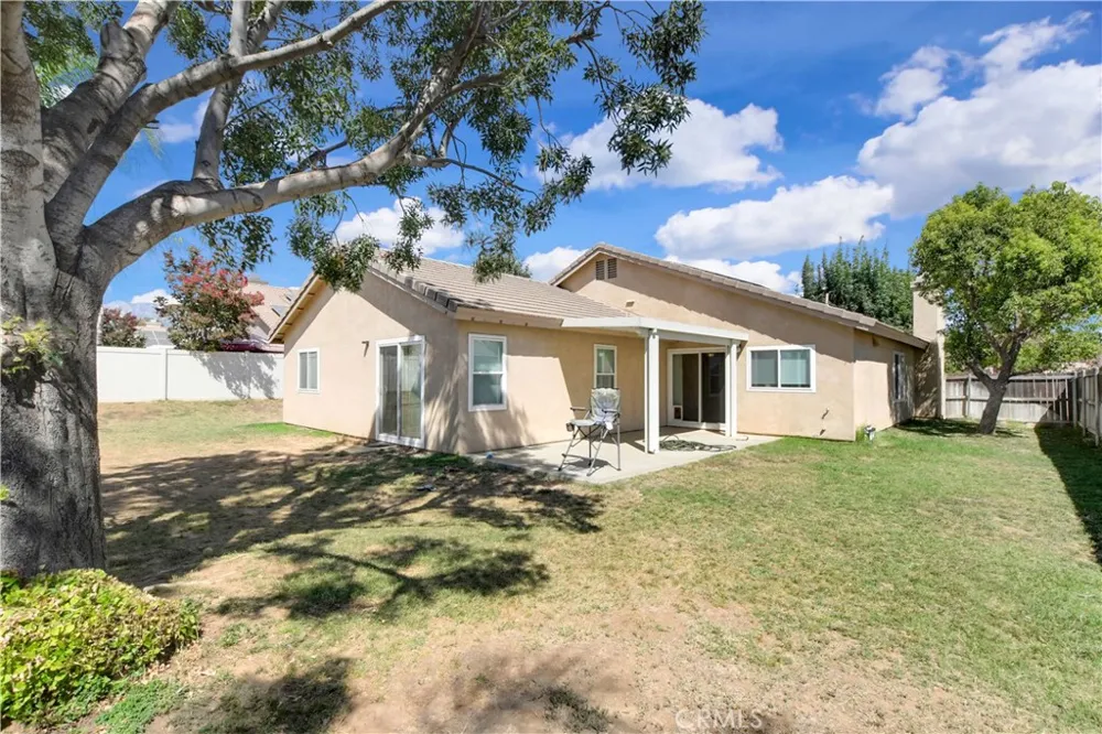 965 Hardwick Beaumont, CA 92223