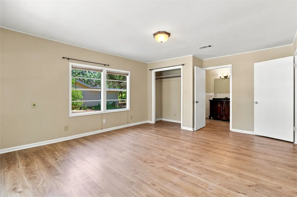 606 Harmons Way San Marcos, TX 78666