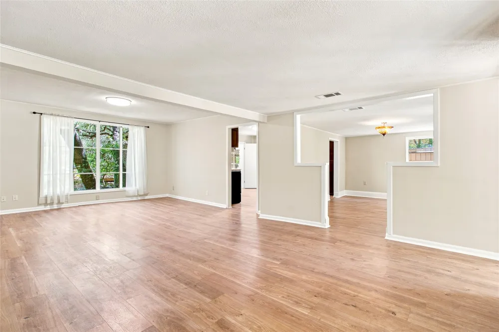 606 Harmons Way San Marcos, TX 78666