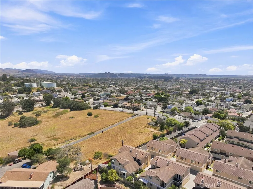 1543 Atlantic City Grover Beach, CA 93433