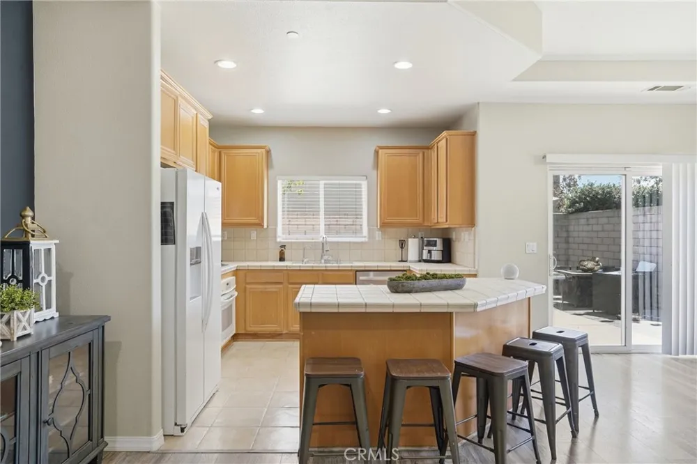 2354 Eastbury Santa Maria, CA 93455