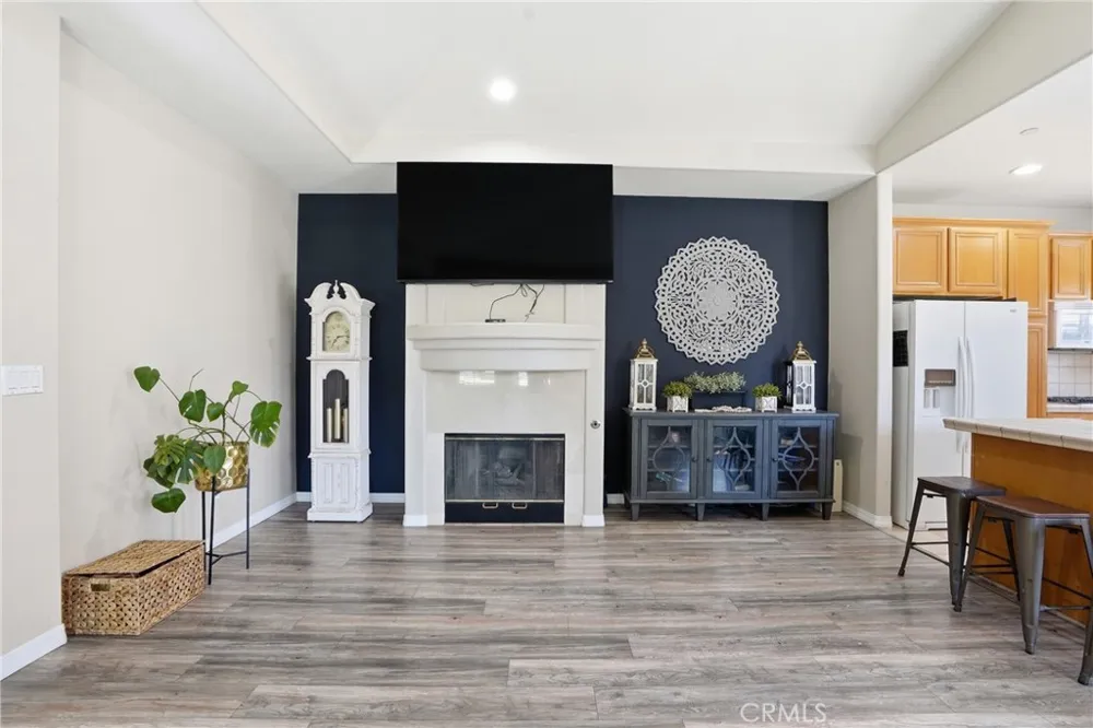 2354 Eastbury Santa Maria, CA 93455