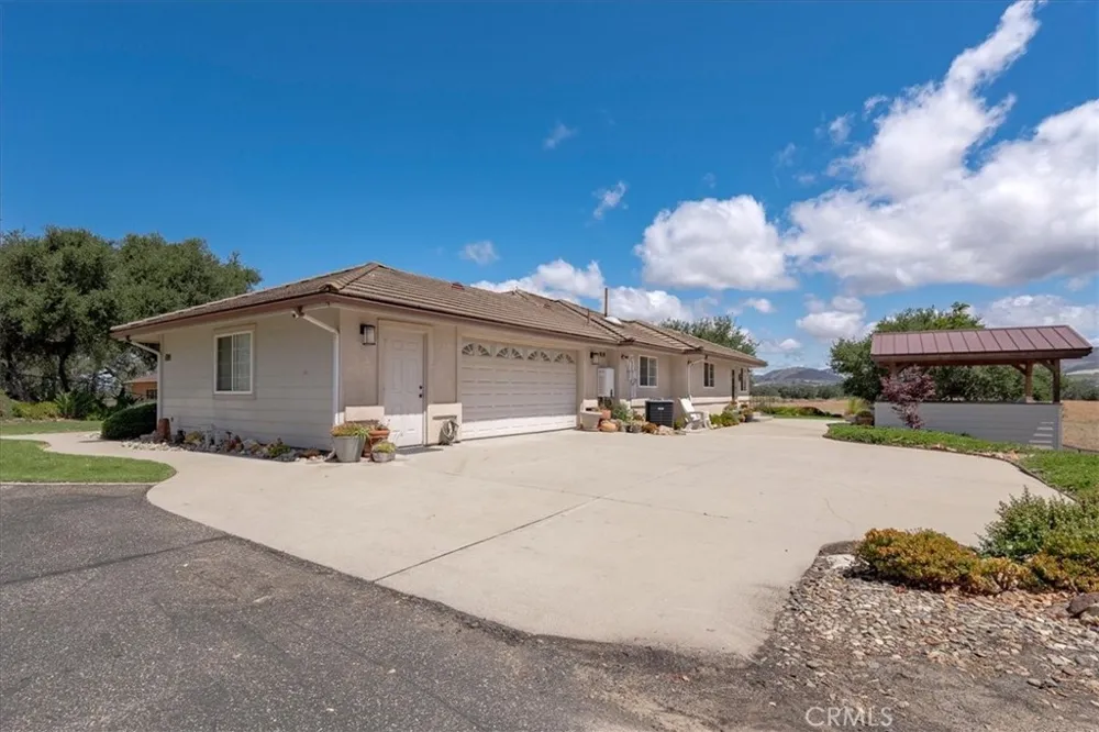 688 Willow Road Nipomo, CA 93444