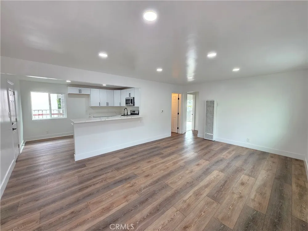 558 Atlantic City #B Grover Beach, CA 93433