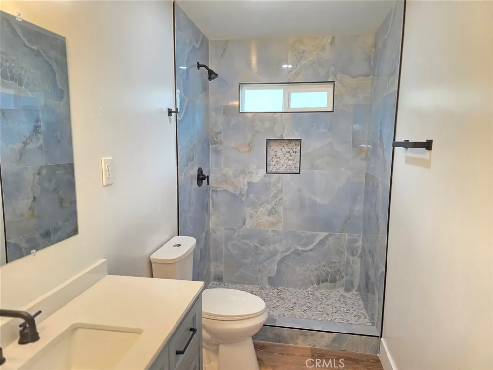 558 Atlantic City #B Grover Beach, CA 93433