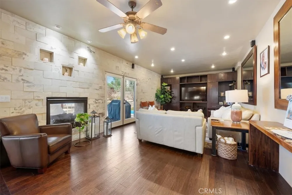 884 Auklet Court Arroyo Grande, CA 93420