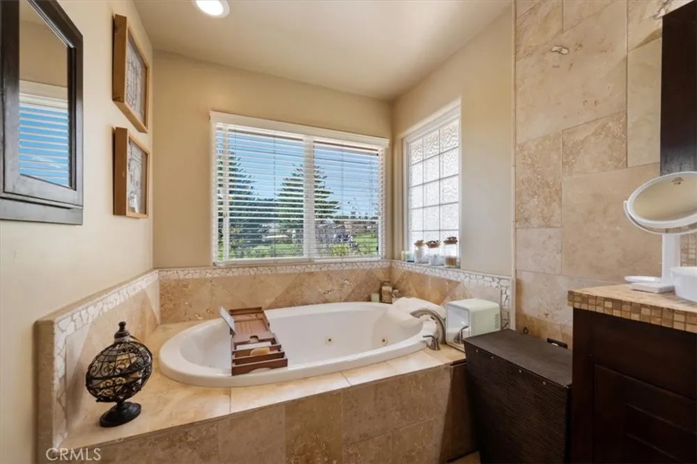 884 Auklet Court Arroyo Grande, CA 93420