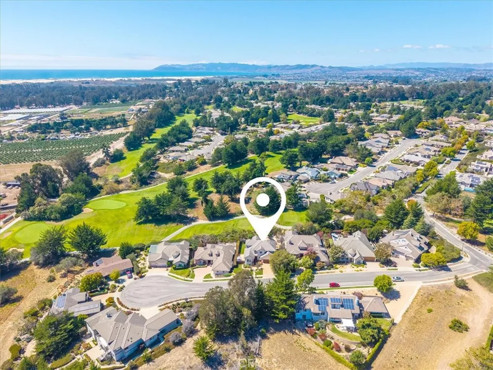 884 Auklet Court Arroyo Grande, CA 93420