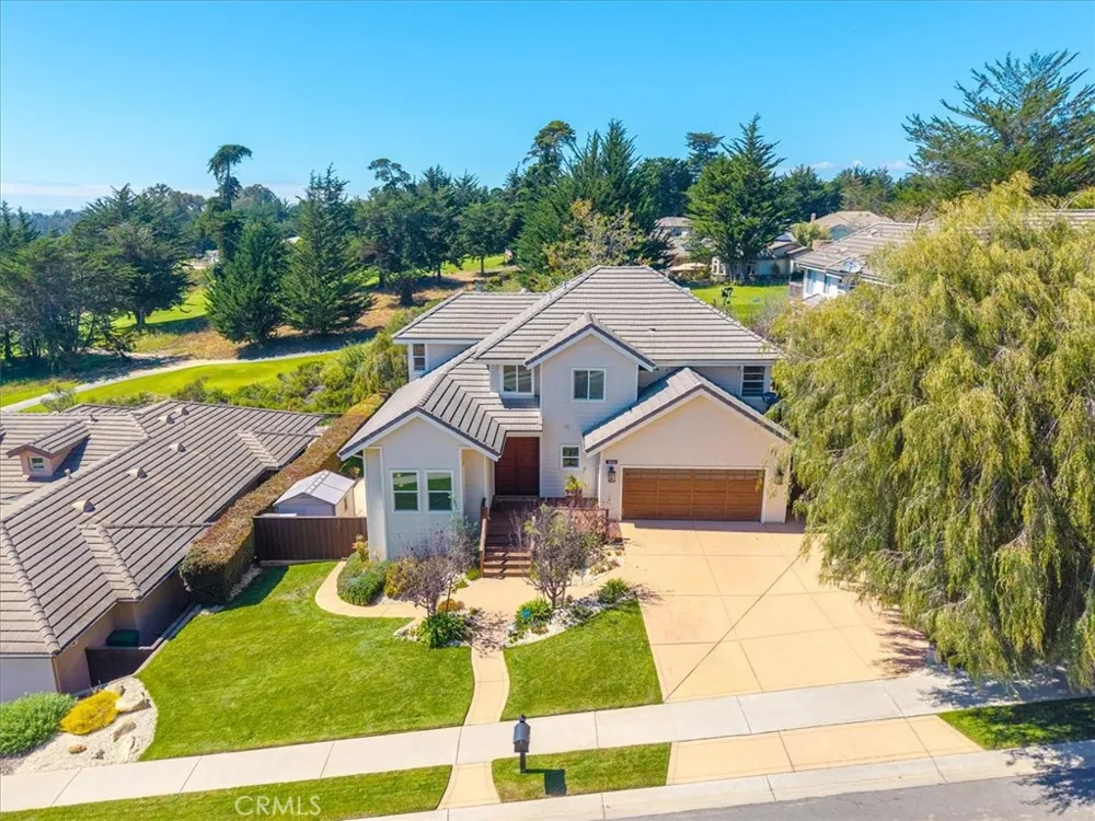 884 Auklet Court Arroyo Grande, CA 93420