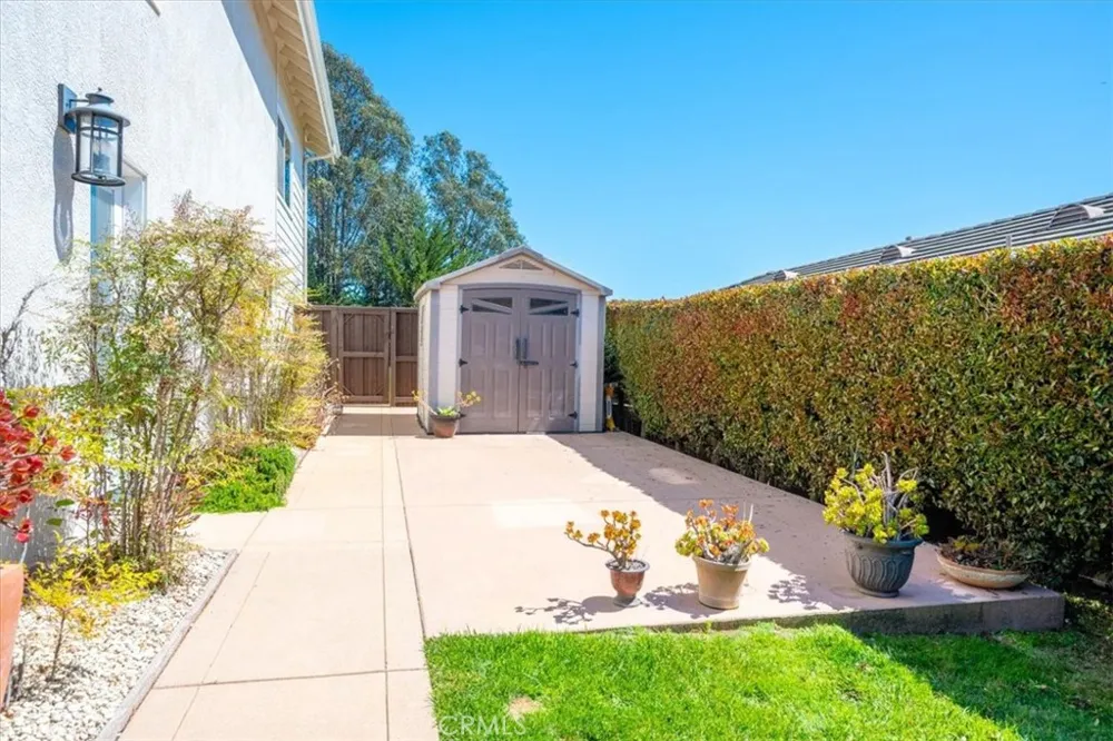 884 Auklet Court Arroyo Grande, CA 93420