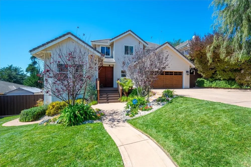 884 Auklet Court Arroyo Grande, CA 93420