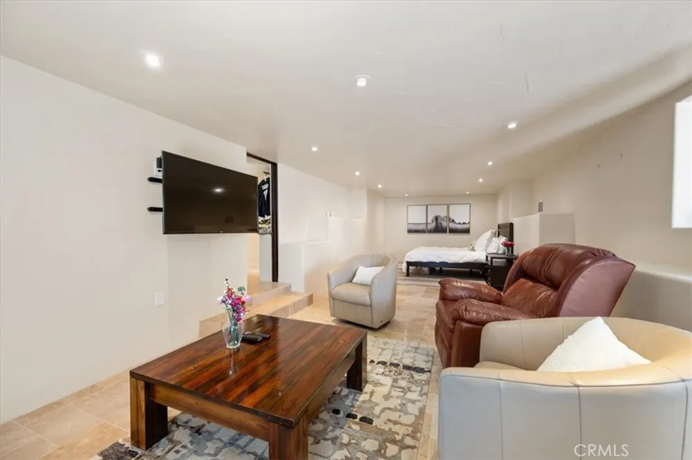 884 Auklet Court Arroyo Grande, CA 93420